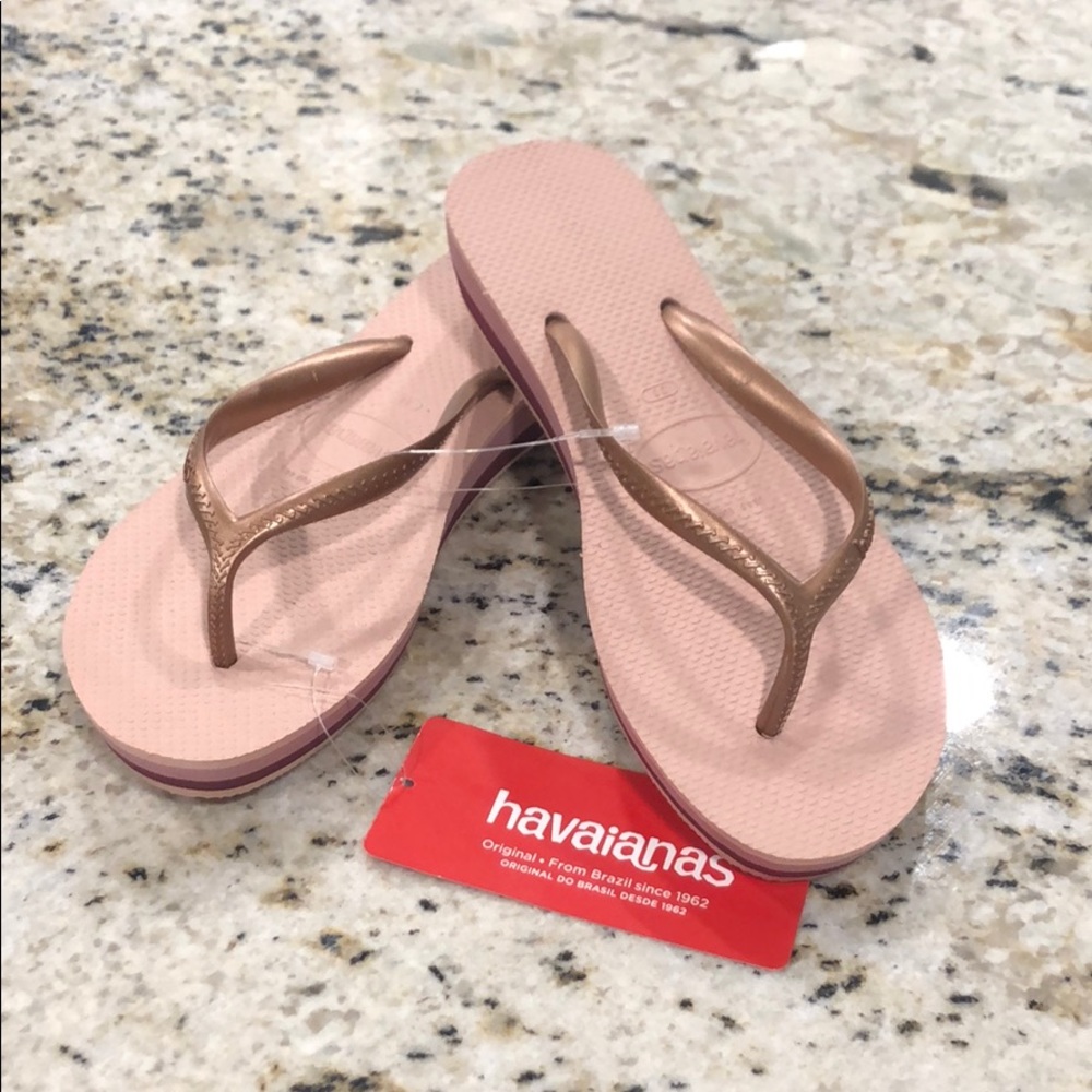 Brand New Havaianas wedge flip flop Size 8